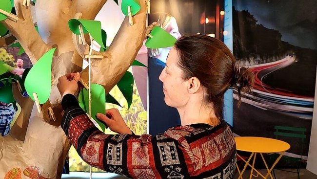 Maria in der Ausstellung WiGa BE