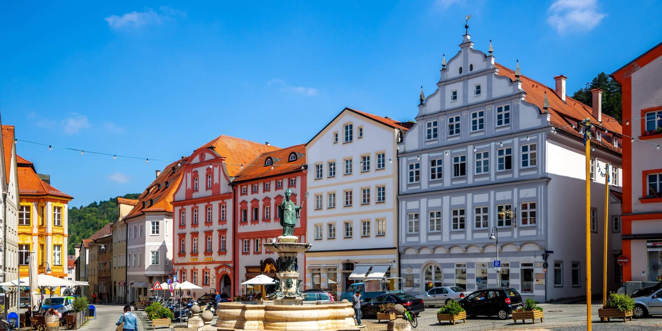 Marktplatz in Eichstaett, Bayern, Deutschland Das Bild zeigt den Marktplatz in Eichstätt.
