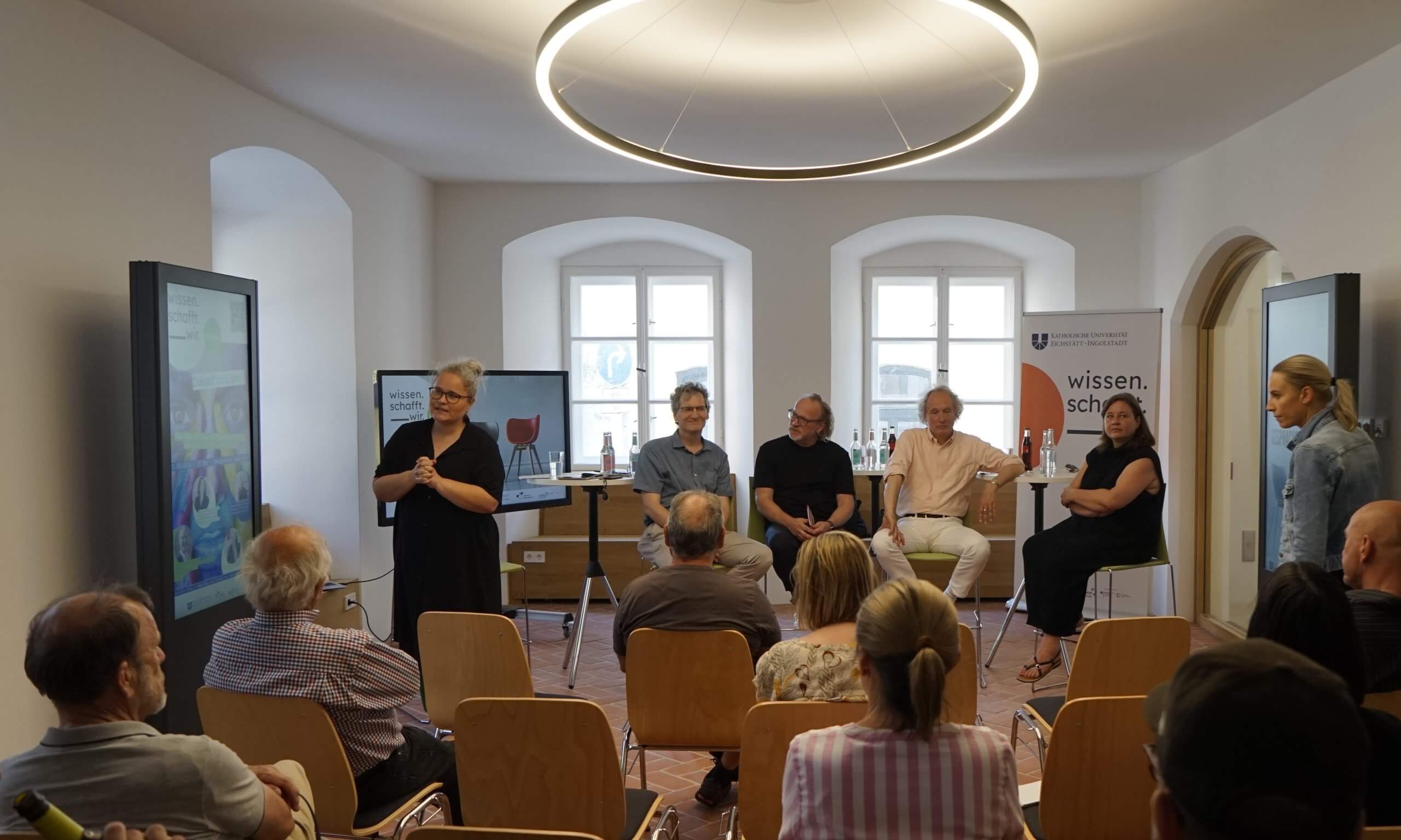 w.s.w. DIALOG zu Kunst und Kultur